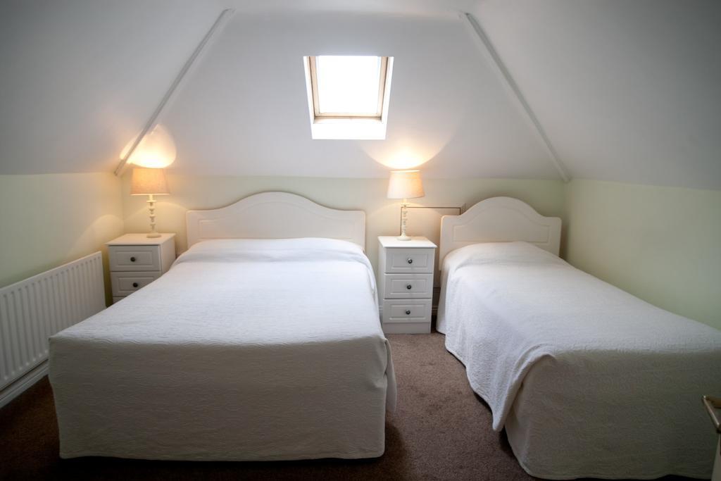 Griffin Lodge Guesthouse Galway Room photo